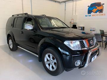 Nissan Pathfinder 2.5 dCi LE Platinum