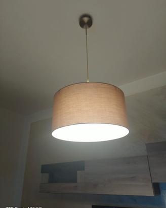 lampadario in stoffa  moderno come nuovo..