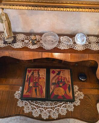 Scrittoio a ribaltina d'epoca in legno massello