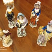 n.5 piccole damine in porcellana antiche 