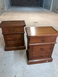 Comodini in Legno stile classico