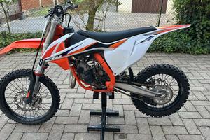 Pignone Posteriore KTM 85 SX / SX 85 - 48 Denti, Colore Arancione, Anni 2003-2022 - JT