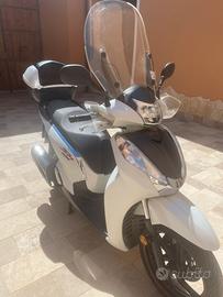 Honda sh 300 sport
