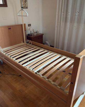 Letto elettrico per anziani e disabili