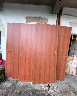 Porte interne complete di telaio