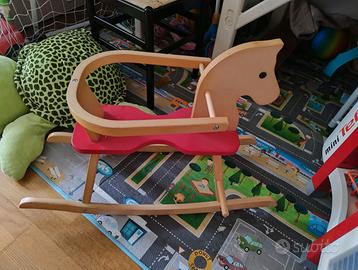 Cavallo a dondolo