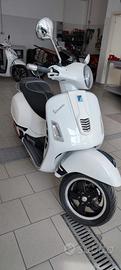 Vespa Piaggio GTS 300 super