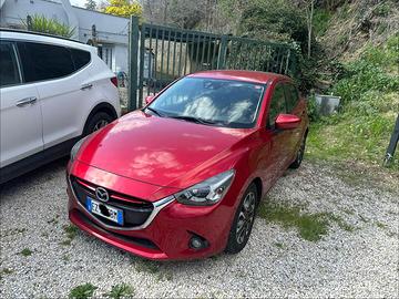 Mazda 2 Benzina Neopatentati Full Optional 2016