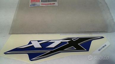 ADESIVO XT600 YAMAHA 1d2217880000