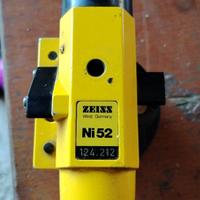 Livello Carl Zeiss Ni 52
