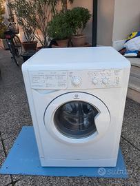 Lavatrice  Indesit iwc 71092