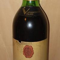 Bottiglia Vino Carmignano Tenuta di Capezzana 1977