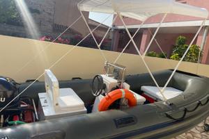 Gommone Novamarine+motore 25cv 4 tempi+carrello