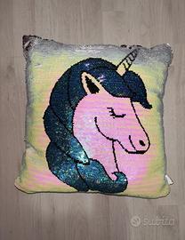 Cuscino unicorno con paillettes reversibili