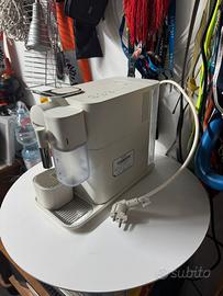 Macchina del caffè Lattissima Nespresso 