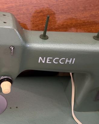 Macchina da cucine vintage Necchi con mobile