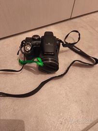 macchina fotografica fujifilm S3300