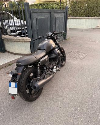Moto guzzi v7 III stone night pack