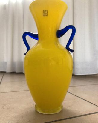 Vaso arredamento color giallo