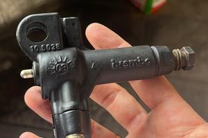 Pinza e pompa brembo cagiva mito 125