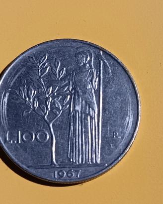 moneta da 100 lire del 1967.