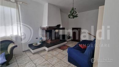 Villa bifamiliare Massa [MAR.141VRG]