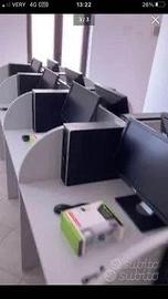 mobile 10 postazioni piu’ Pc tastiere e altro