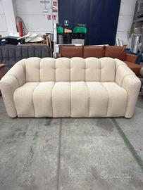 Divano letto matrimoniale in teddy