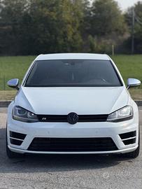 GOLF R