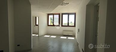 UFFICIO A SARONNO