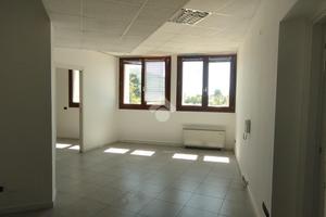 UFFICIO A SARONNO