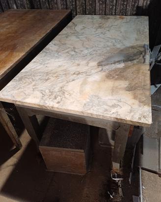Piani in marmo per tavolo