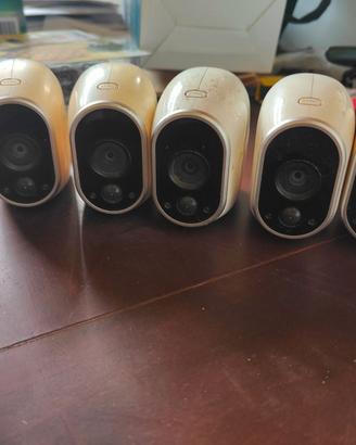 6 Telecamere arlo con Router Arlo usato