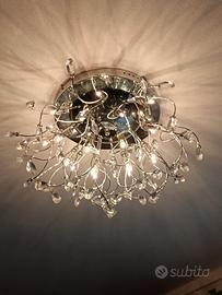 lampadario con gocce di vetro