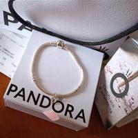 Bracciale Pandora più charm