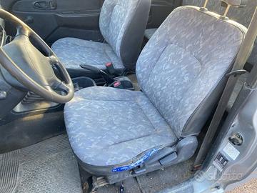 SEDILI PER MISTUBISHI L200 K64T ANNO 2001