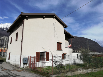 Villetta indipendente da ristrutturare