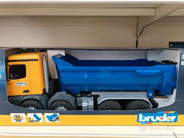 Camion Mercedes-Benz Arocs Halfpipe Bruder 