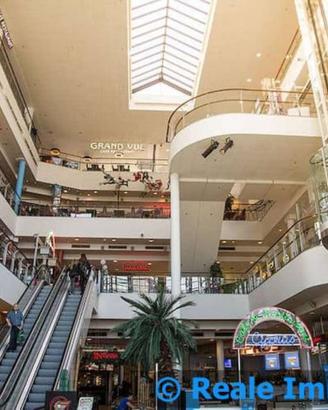 Immobile di 153 m² con 3 locali a Novate Milanese