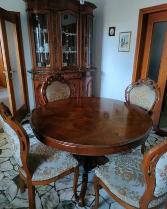 SOGGIORNO IN RADICA CON CASSETTIERA IN LEGNO