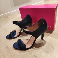 Sandalo donna con tacco bluette 