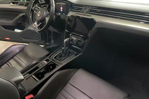 Passat R-line berlina 150 CV