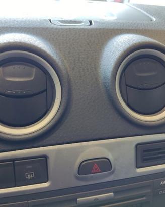 Bocchetta clima centrale FORD FUSION del 2010