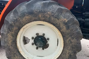 Pneumatici trattore agricolo