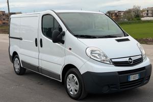 Opel vivaro perfetto