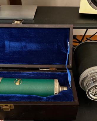 Microfono Blue Kiwi (sound Neumann U87)  + Robbie