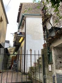 Rudere terratetto in San Martino Valle Caudina