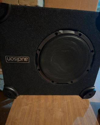Subwoofer e amplificatore