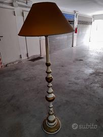 Lampada da terra