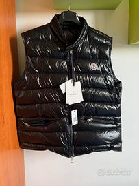Smanicato Moncler Gui